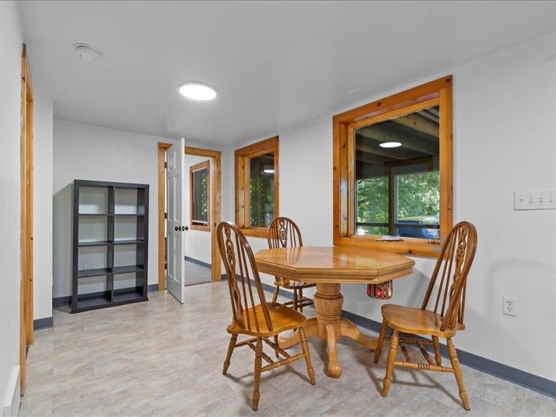3714 Cottage Reserve Road Northeast Solon, IA 52333 - Photo 28 of 45 Gallery Image 28
