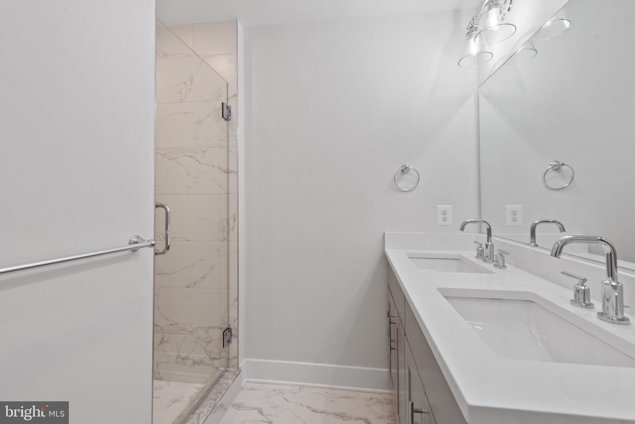 1434 Decatur Street Baltimore, MD 21230 - Photo 23 of 25 Rear Bath