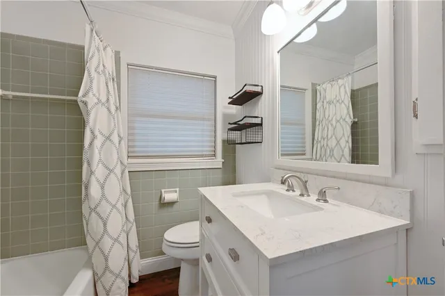 $299,000 | 102 Rivercrest Street, Luling, TX 78648