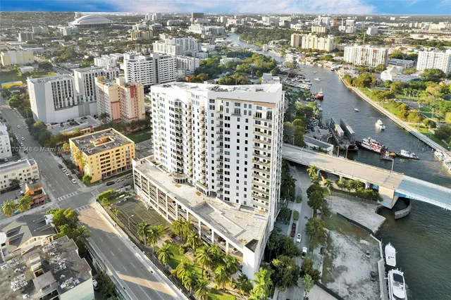 $425,000 | 10 Southwest South River Drive, Unit 1109, Miami, FL 33130