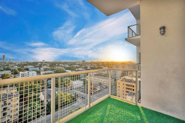 $425,000 | 10 Southwest South River Drive, Unit 1109, Miami, FL 33130