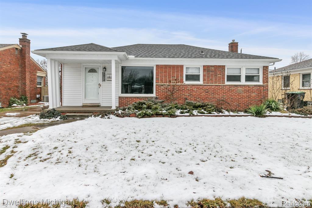 3814 South Longmeadow Road Trenton, MI 48183 - Photo 1 of 24