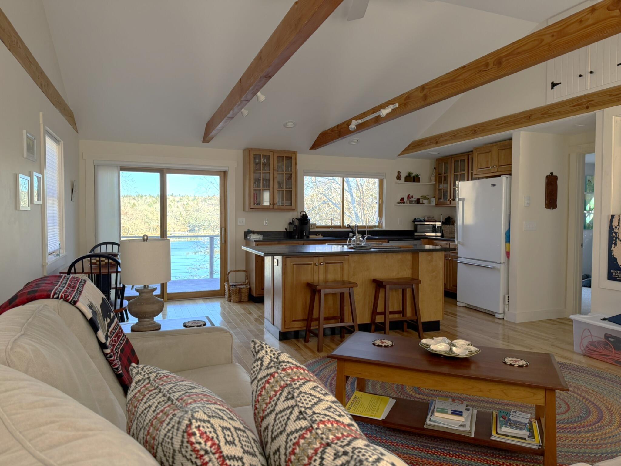 672 Ocean Point Road Boothbay, ME 04544 - Photo 5 of 19 Living Area