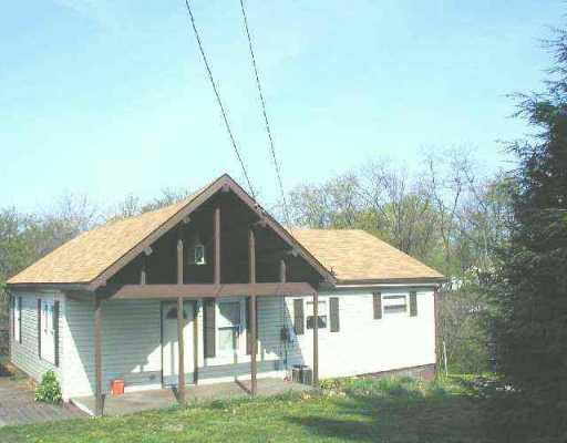 1815 Glen Road Aliquippa, PA 15001 - Photo 1 of 8 Gallery Image 1