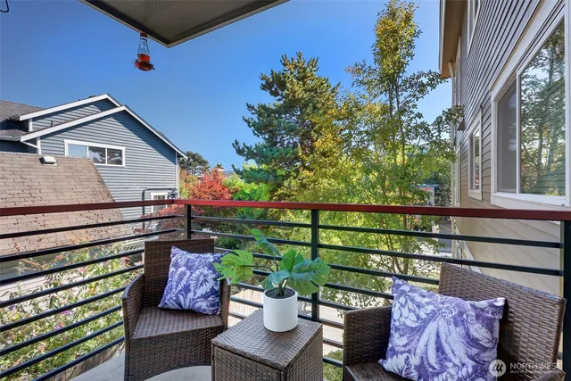 $549,000 | 2230 Northwest 59th Street, Unit 301, Seattle, WA 98107