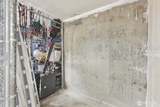 $549,000 | 2230 Northwest 59th Street, Unit 301, Seattle, WA 98107