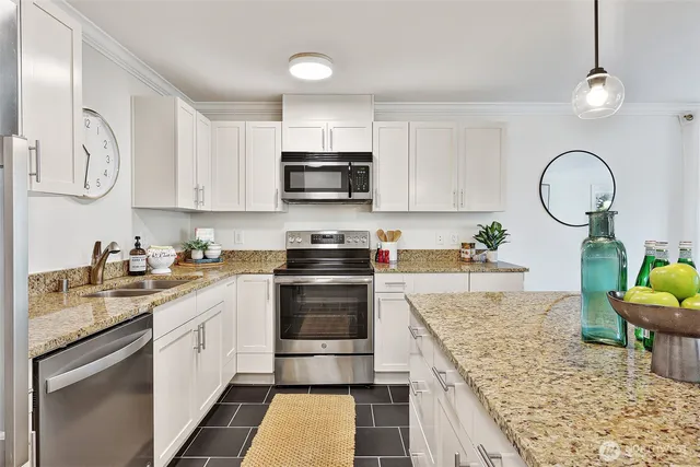 $549,000 | 2230 Northwest 59th Street, Unit 301, Seattle, WA 98107