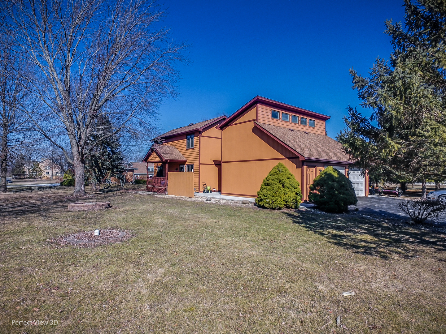 25255 South Tehle Road Elwood, IL 60421 - Photo 2 of 31 a view of a house with a yard