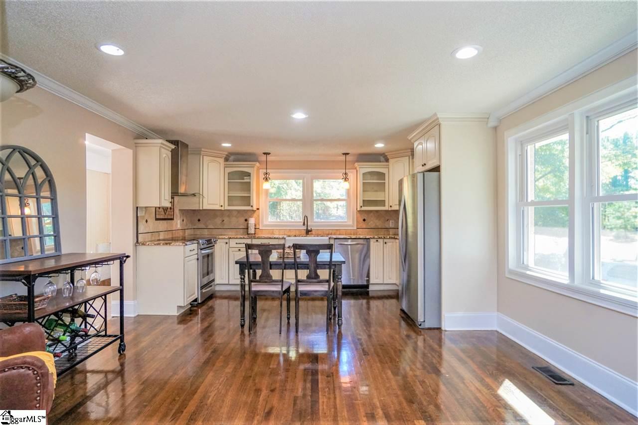 336 Allen Bridge Road Woodruff, SC 29388 - Photo 10 of 31