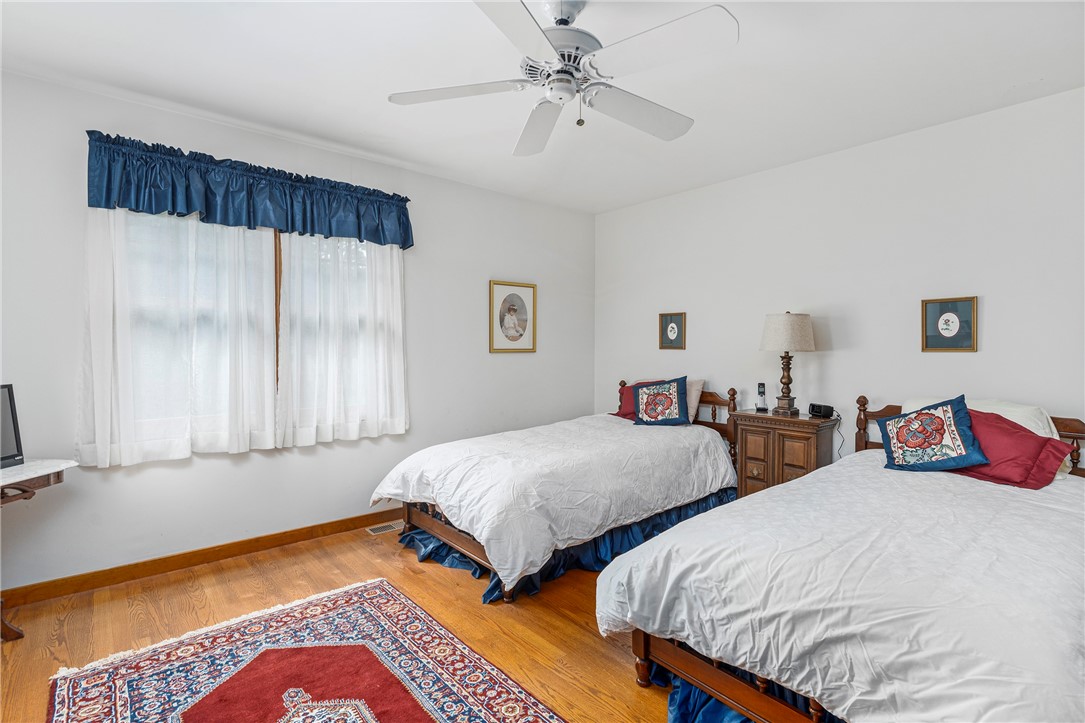 253 Table Rock Road South Kingstown, RI 02879 - Photo 23 of 44 Upstairs Bed Room