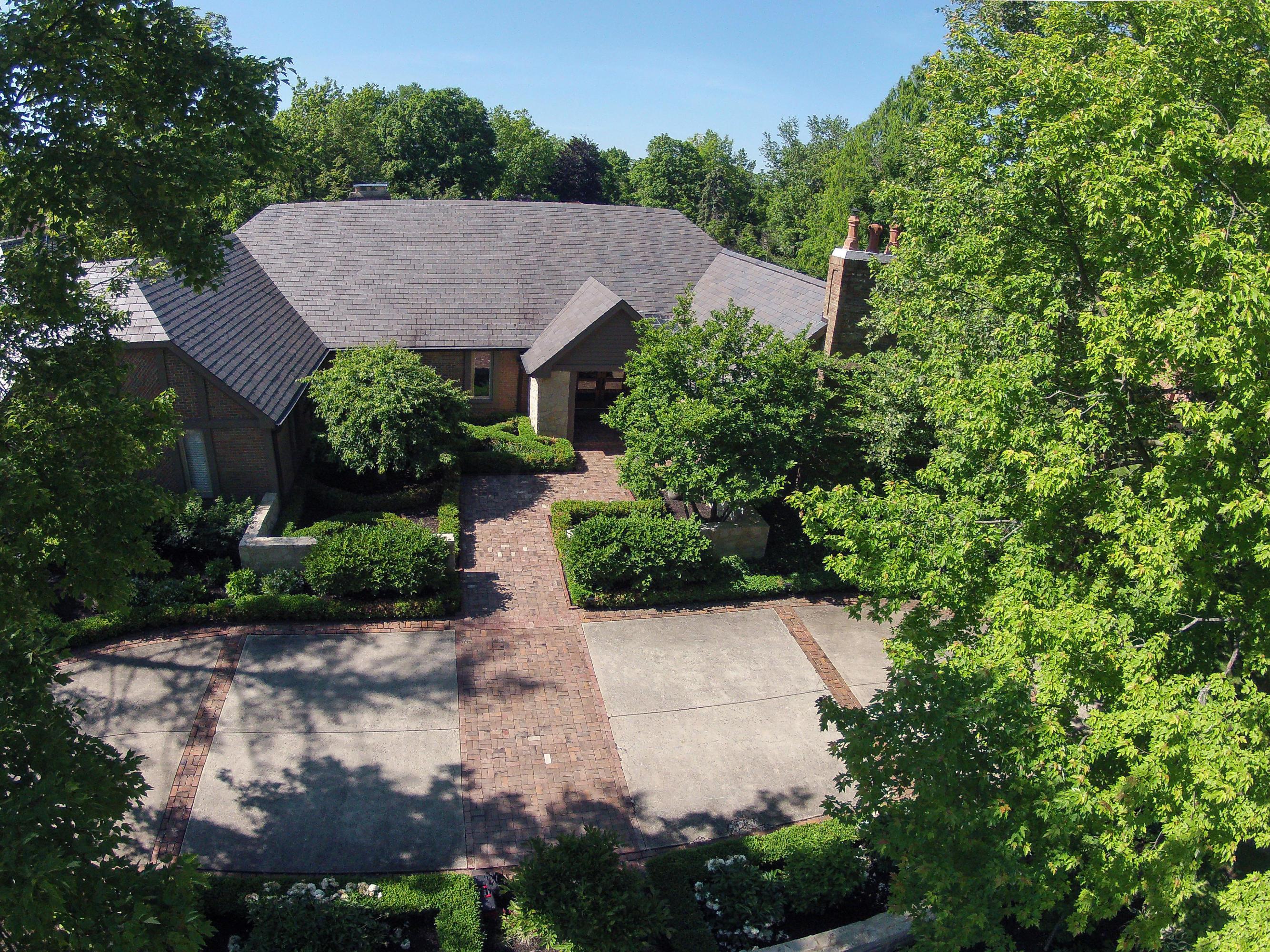 2481 Slate Run Road Columbus, OH 43220 - Photo 4 of 57 Gallery Image 4