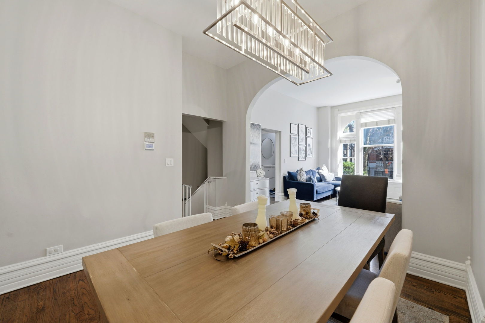 2142 North Racine Avenue, Unit 1 Chicago, IL 60614 - Photo 7 of 30 a living room with furniture