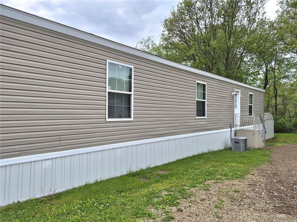 27 Manor Drive Bulger, PA 15019 - Photo 4 of 28