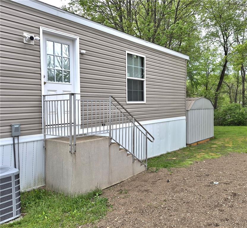 27 Manor Drive Bulger, PA 15019 - Photo 5 of 28