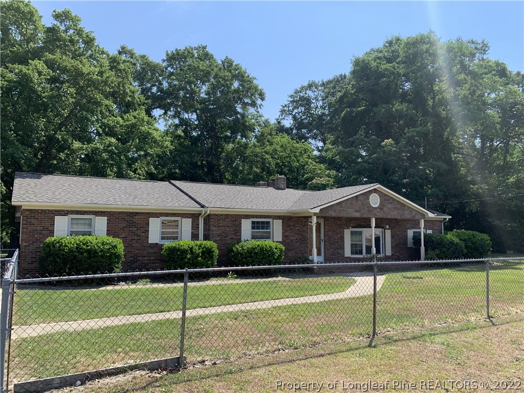 4751 Doc Bennett Road Fayetteville, NC 28306 - Photo 4 of 21 Gallery Image 4