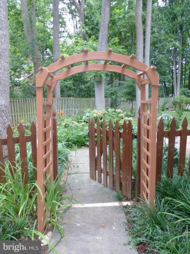 9308 Raintree Road Burke, VA 22015 - Photo 4 of 29 Entrance to Backyard