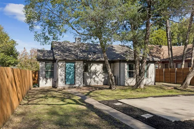 $300,000 | 322 Beckleywood Boulevard, Dallas, TX 75224