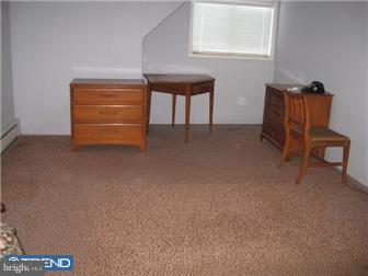 47 Hardy Road Levittown, PA 19056 - Photo 8 of 12 Bedroom