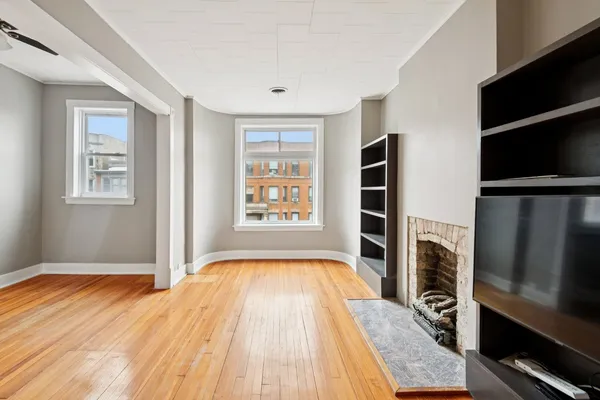 a view of livingroom with hardwood