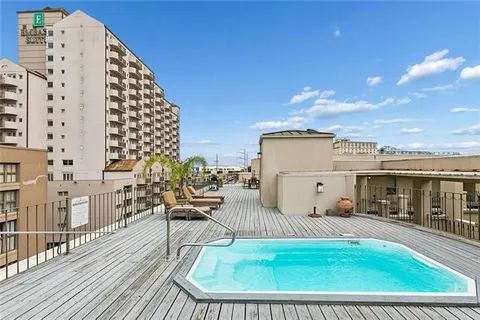 $249,000 | 330 Julia Street, Unit 317, New Orleans, LA 70130