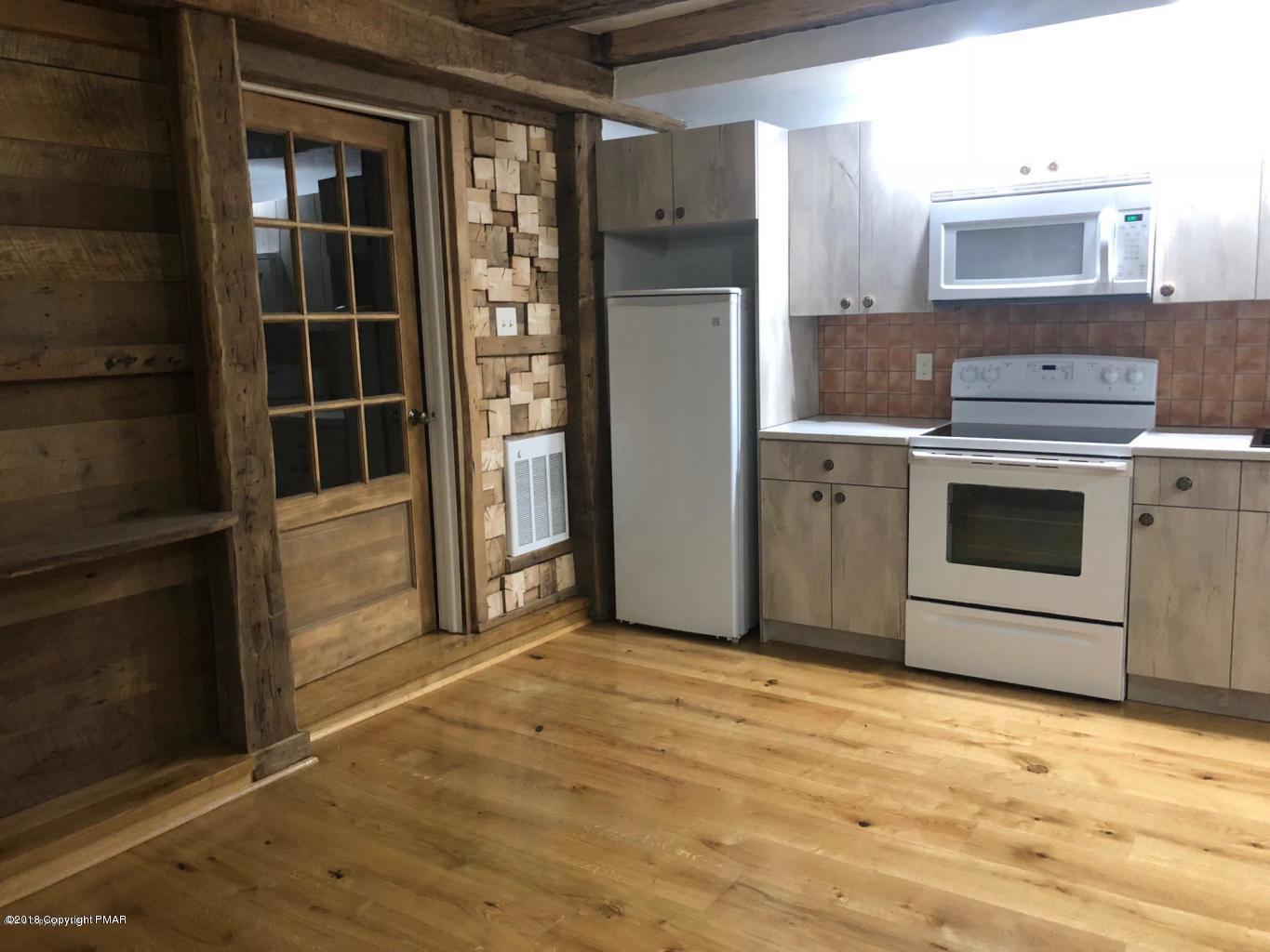 116 Belardi Road Mount Pocono, PA 18344 - Photo 16 of 42 kitchen 1st fllor