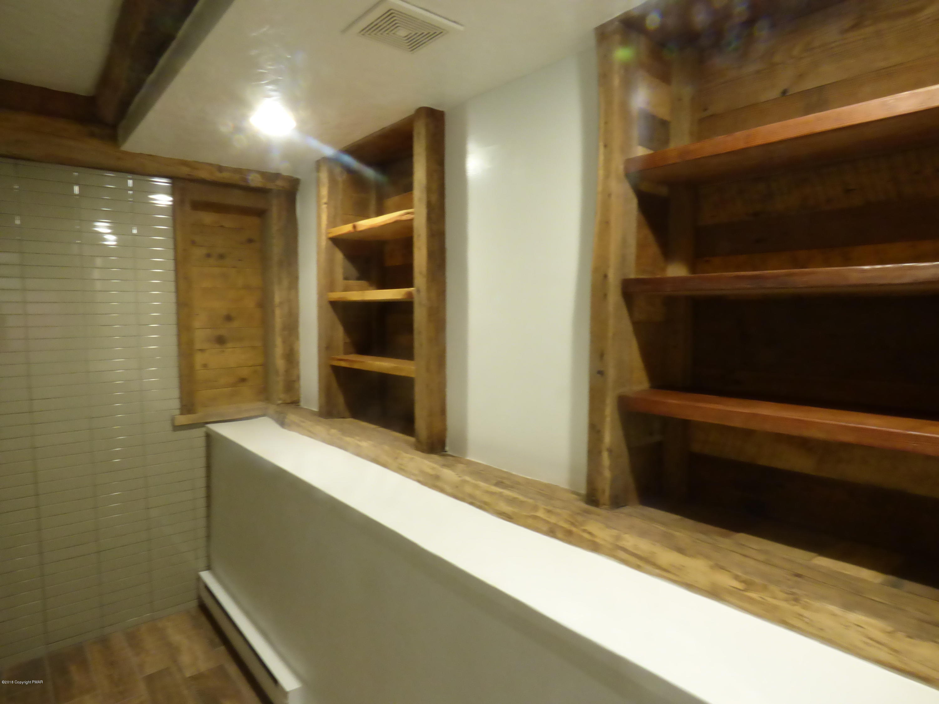 116 Belardi Road Mount Pocono, PA 18344 - Photo 30 of 42 bathroom shelves