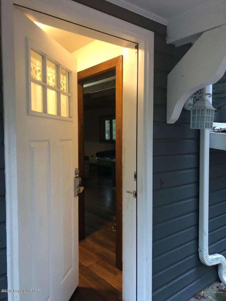 116 Belardi Road Mount Pocono, PA 18344 - Photo 9 of 42 entrance