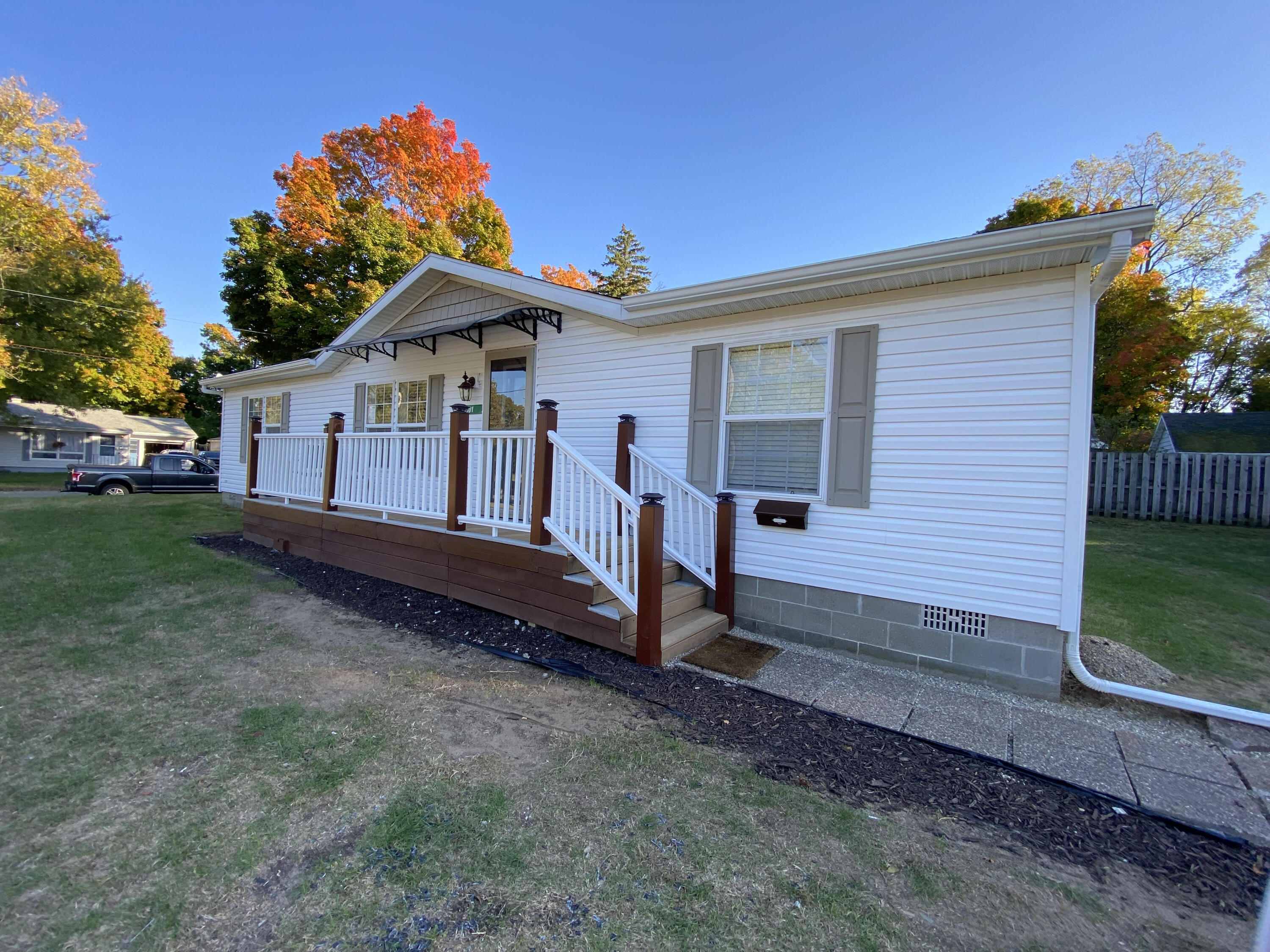 301 West Prairie Ronde Street Dowagiac, MI 49047 - Photo 3 of 51 4