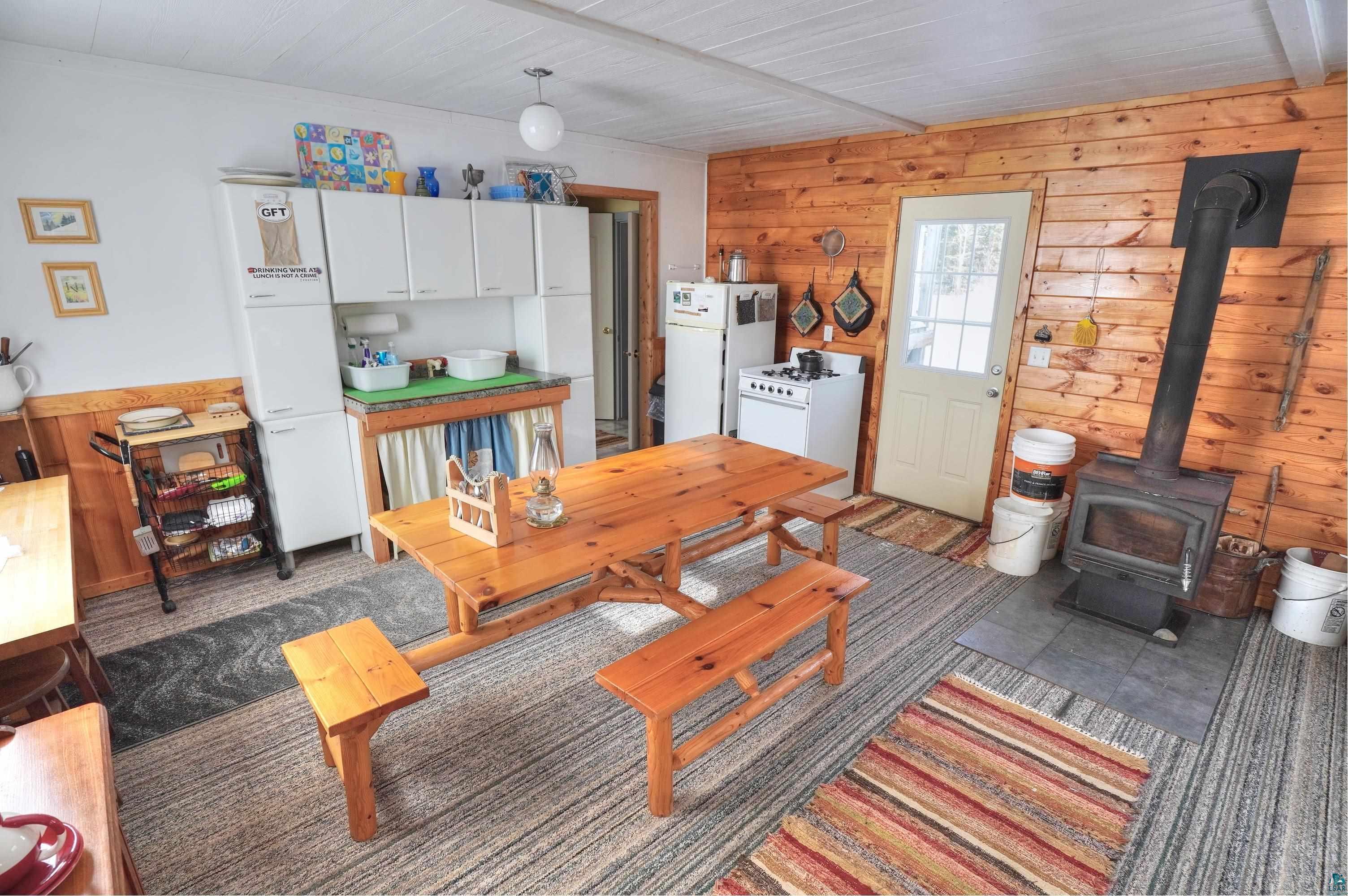 1268 Tom Lake Road Hovland, MN 55606 - Photo 15 of 56