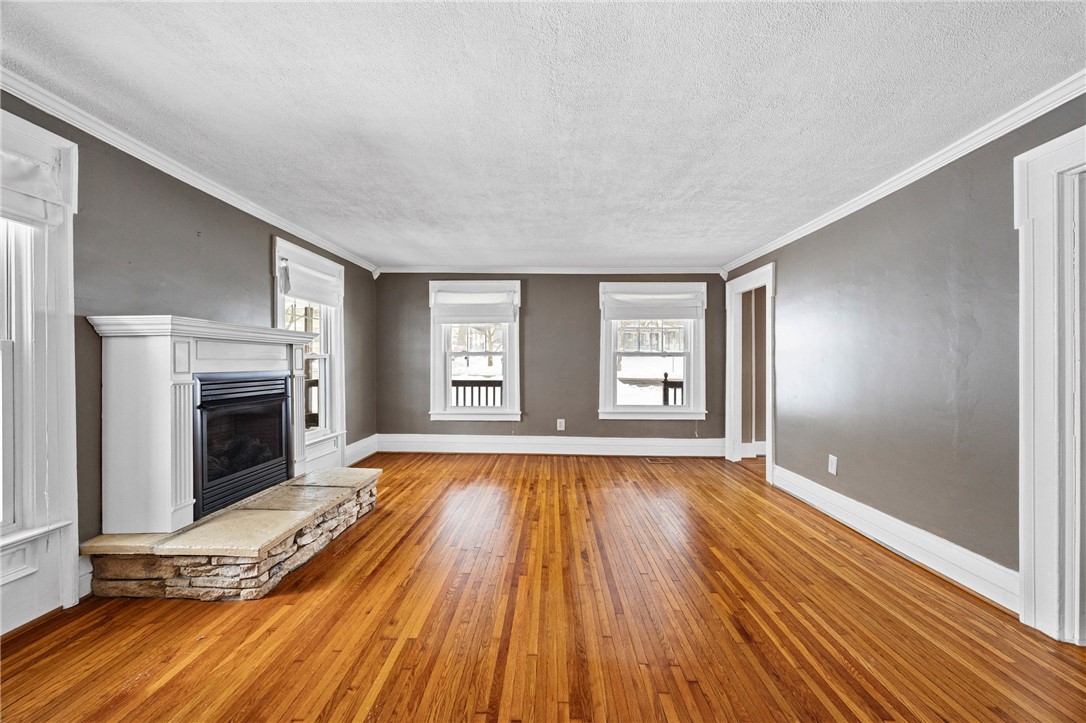 1819 Rochester Street Lima, NY 14485 - Photo 5 of 44