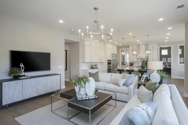 $1,089,990 | 5957 Hunt Vly Drive, Spring Hill, TN 37174