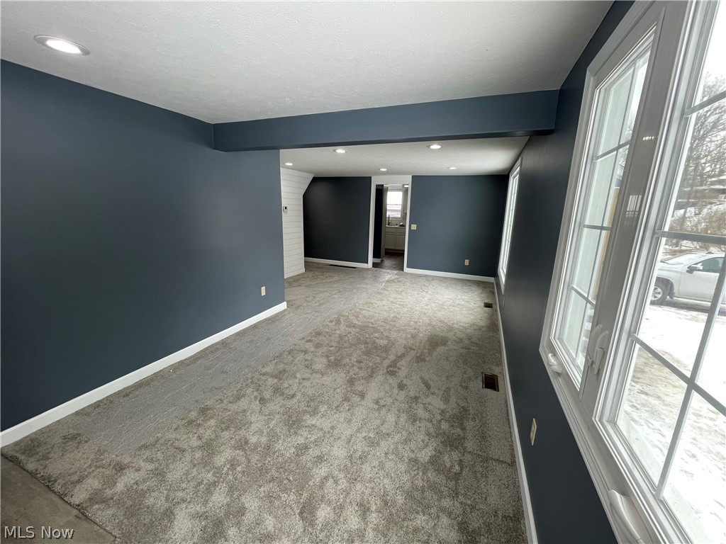 3172 East Waterloo Road Akron, OH 44312 - Photo 25 of 34
