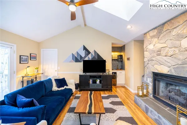 $267,500 | 30 Village Road, Unit 102, Glade Valley, NC 28627