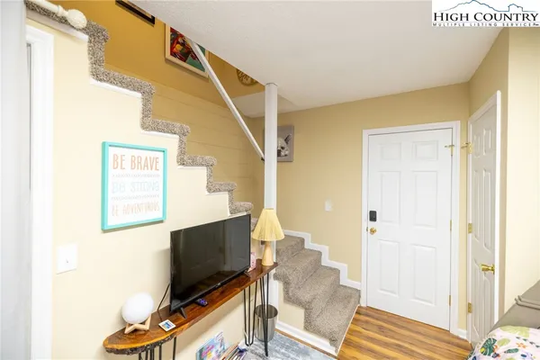 $267,500 | 30 Village Road, Unit 102, Glade Valley, NC 28627