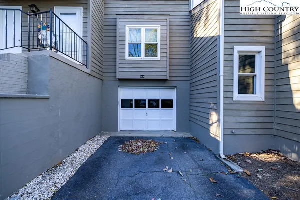 $267,500 | 30 Village Road, Unit 102, Glade Valley, NC 28627