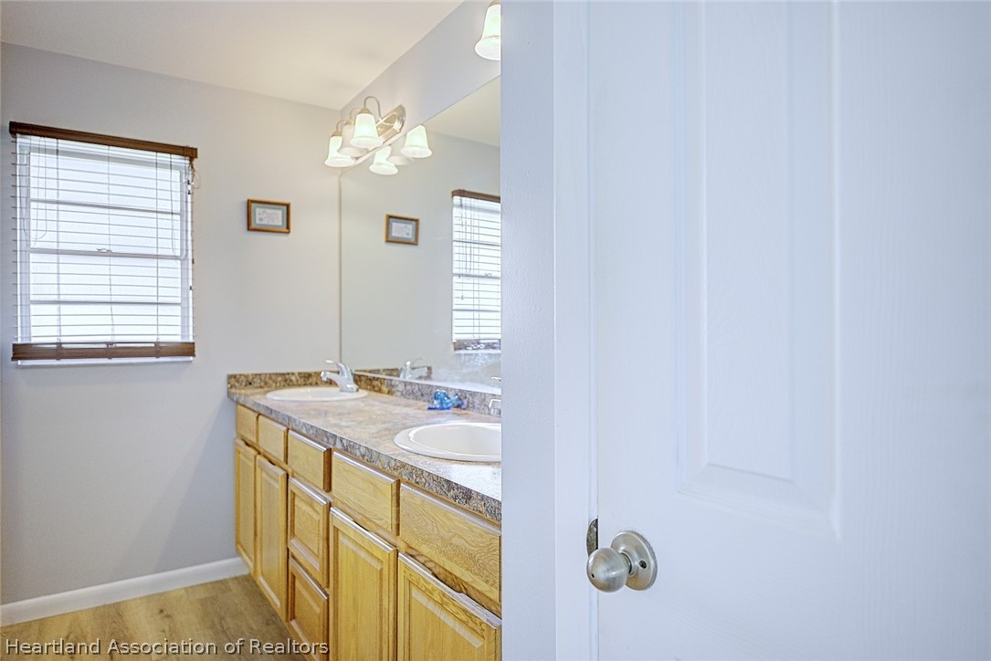 7516 Rolling Hills Road Sebring, FL 33876 - Photo 32 of 47