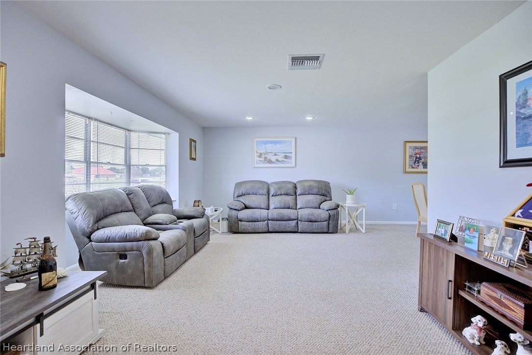 7516 Rolling Hills Road Sebring, FL 33876 - Photo 4 of 47