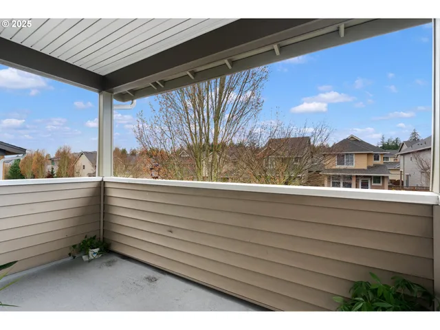 $365,000 | 342 Northeast Edgeway Drive, Beaverton, OR 97006