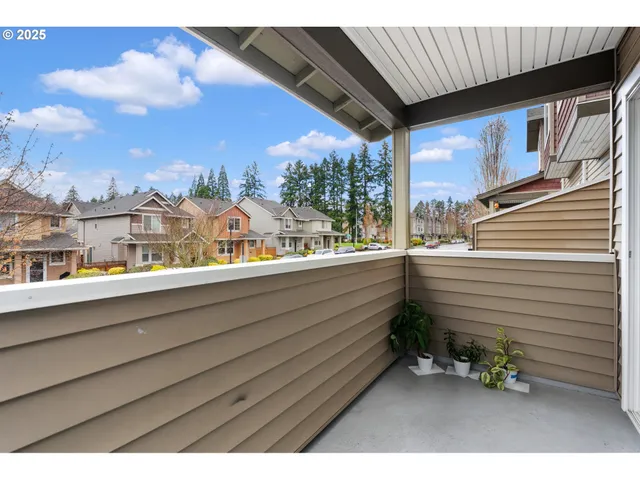 $365,000 | 342 Northeast Edgeway Drive, Beaverton, OR 97006