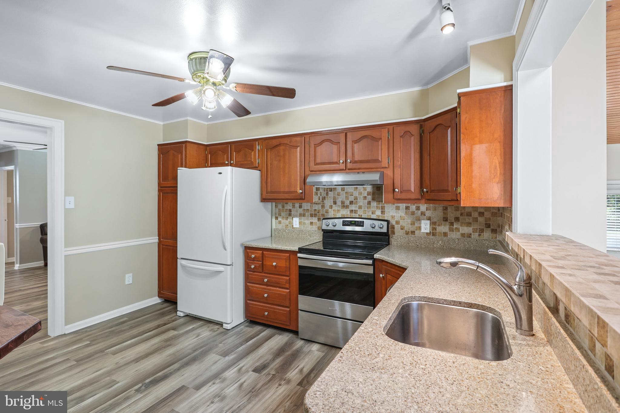 362 North Locust Point Road Mechanicsburg, PA 17050 - Photo 12 of 41 Gallery Image 12