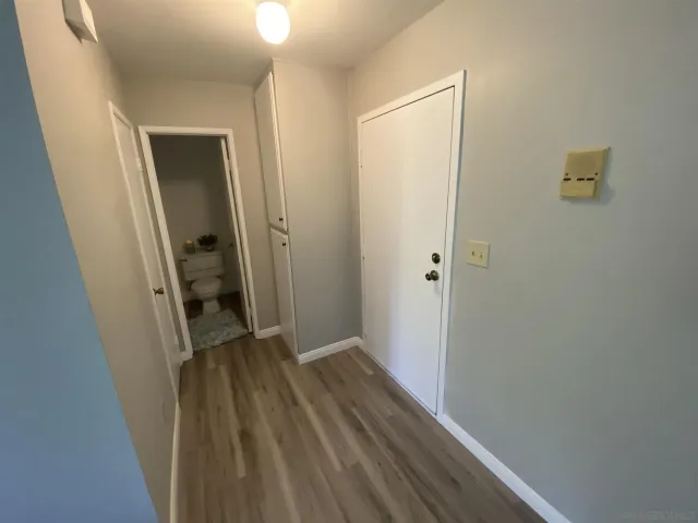 $1,950 | 6930 Hyde Park Drive, Unit 304, San Diego, CA 92119