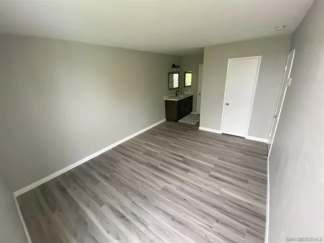 $1,950 | 6930 Hyde Park Drive, Unit 304, San Diego, CA 92119