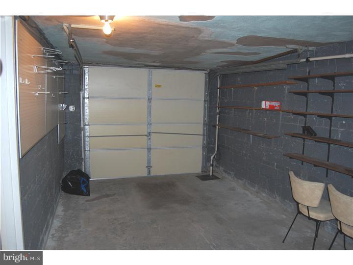 625 Cheyney Road Springfield, PA 19064 - Photo 14 of 24 Garage