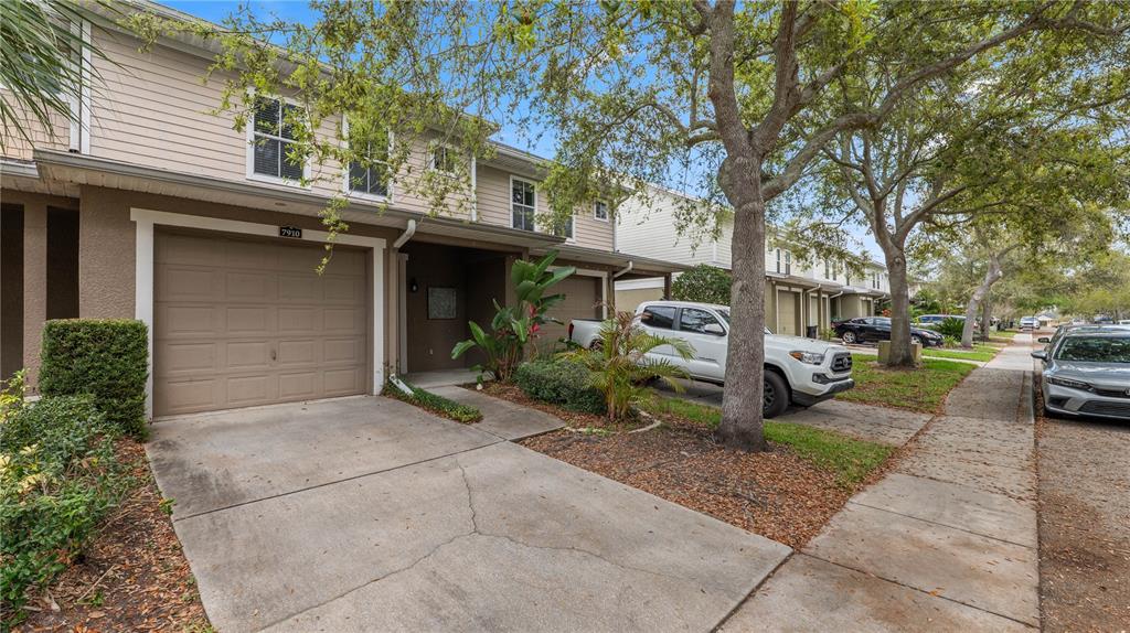 7910 Bally Money Road Tampa, FL 33610 - Photo 3 of 52