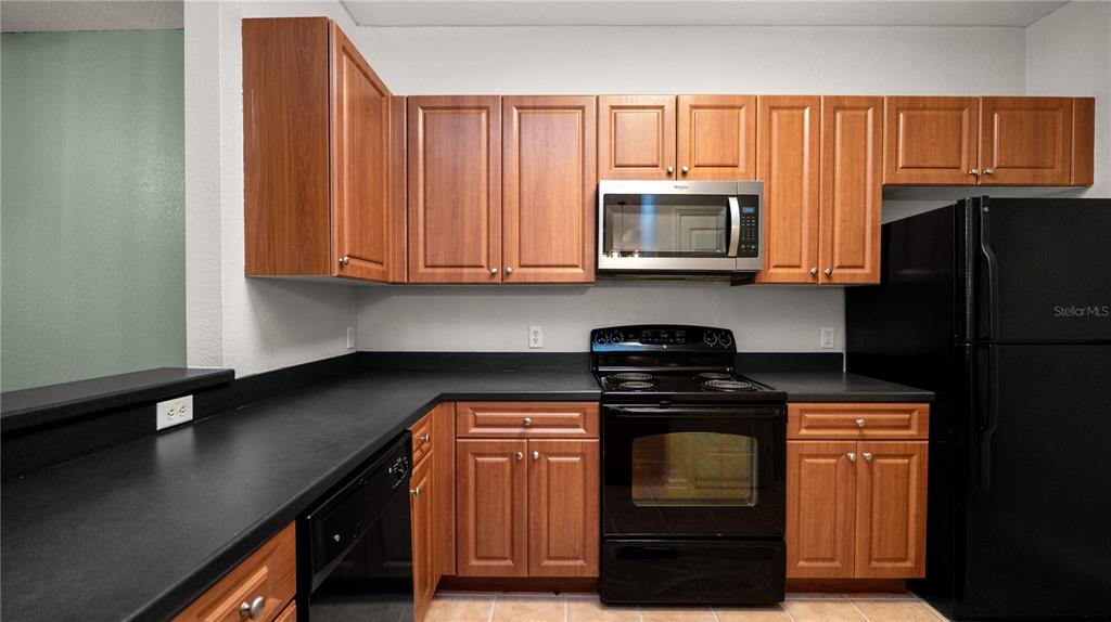 7910 Bally Money Road Tampa, FL 33610 - Photo 8 of 52