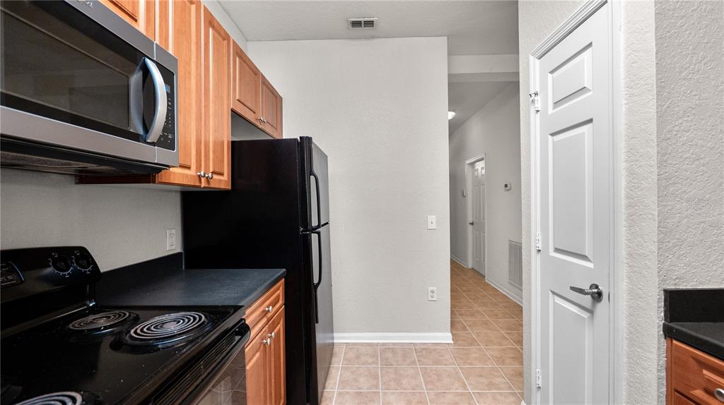 7910 Bally Money Road Tampa, FL 33610 - Photo 10 of 52