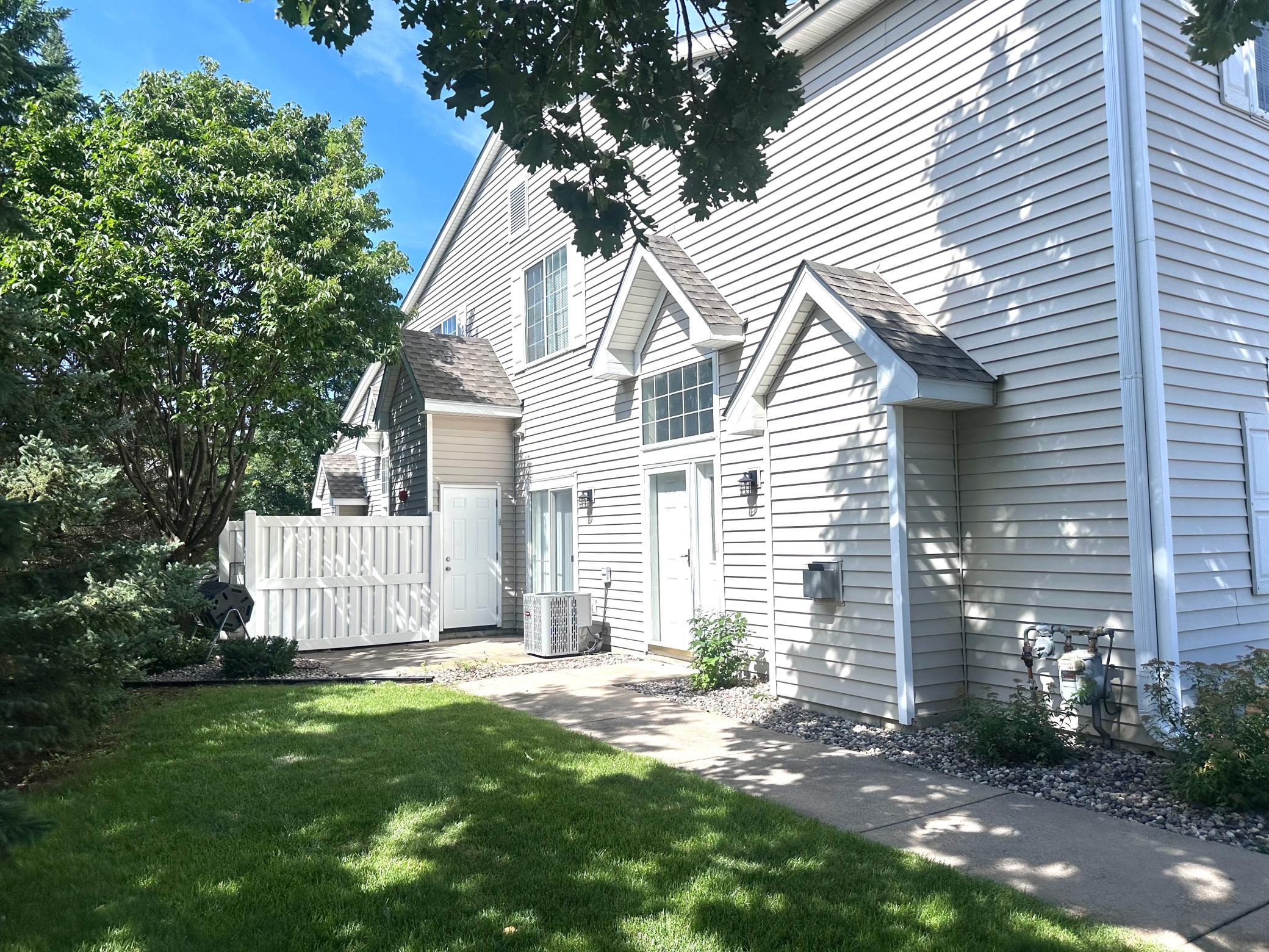 9410 Marshall Road Eden Prairie, MN 55347 - Photo 3 of 23