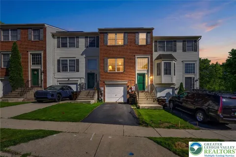 $339,000 | 120 North Oak Street, Freemansburg, PA 18017