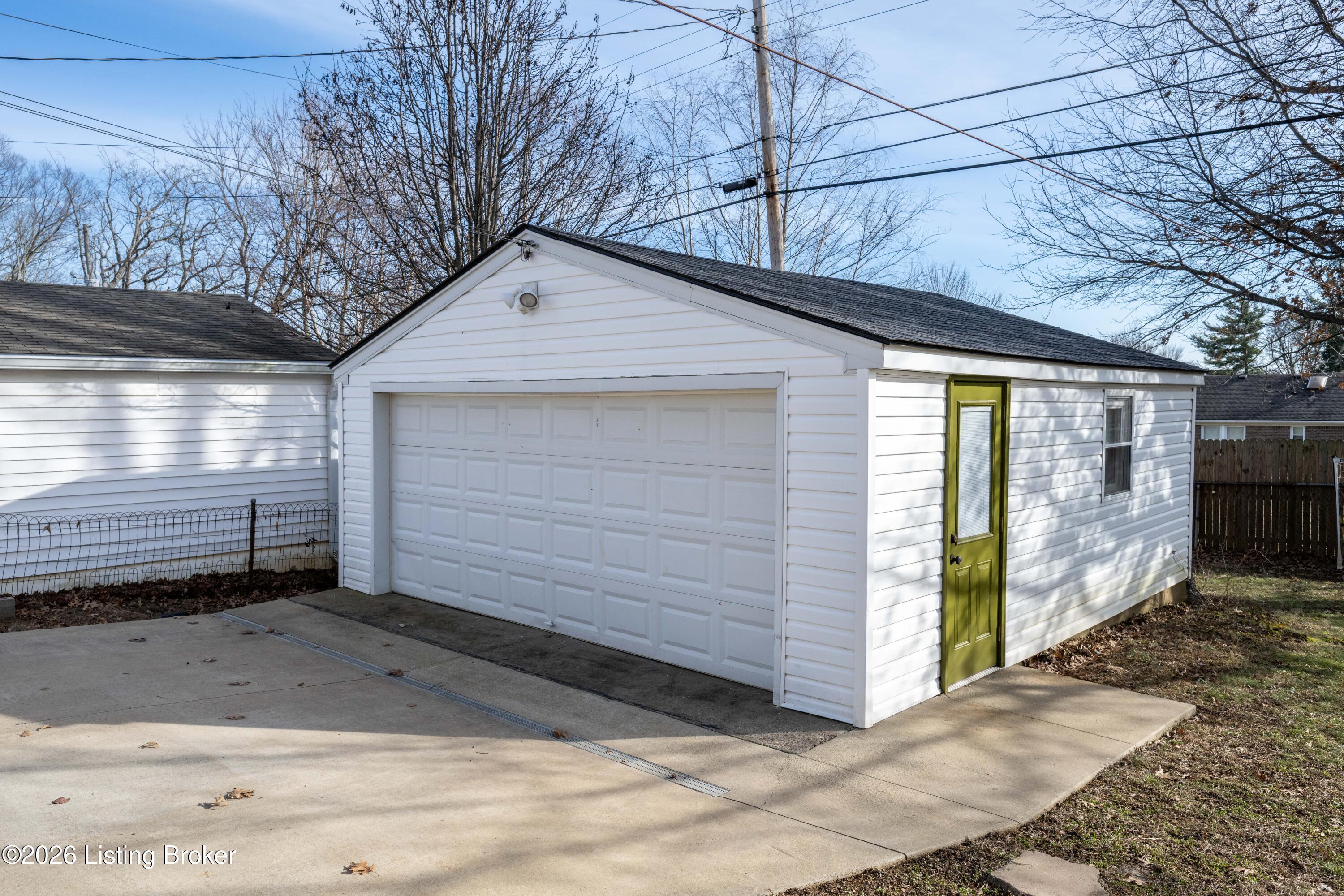 12314 Hardwick Road Louisville, KY 40243 - Photo 16 of 19 HW 2 Car Garage