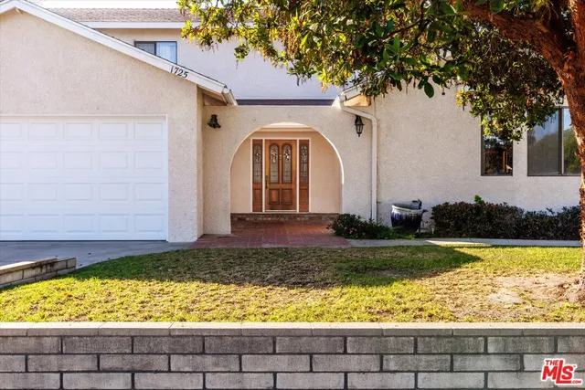 $749,900 | 1725 North Dejoy Street, Santa Maria, CA 93458